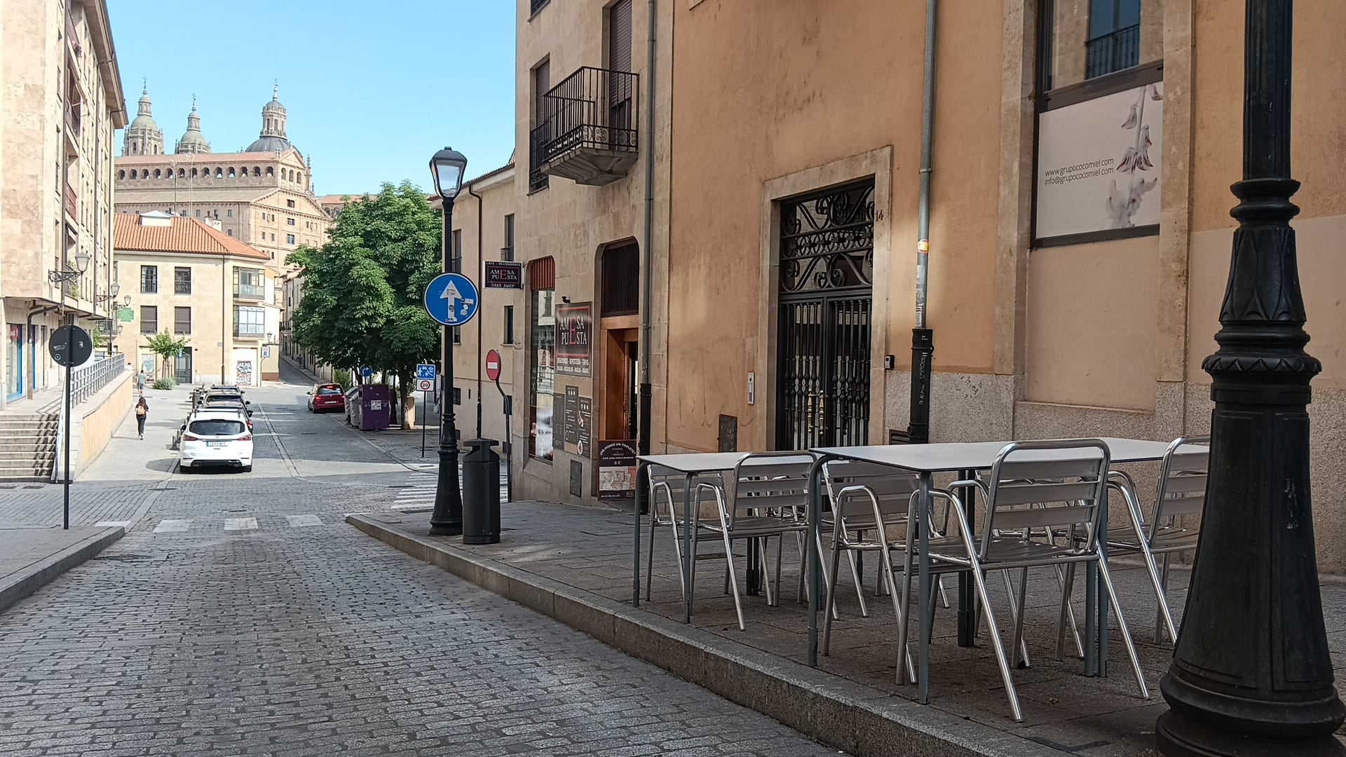 Restaurante A Mesa Puesta Comida Casera en el Centro de Salamanca