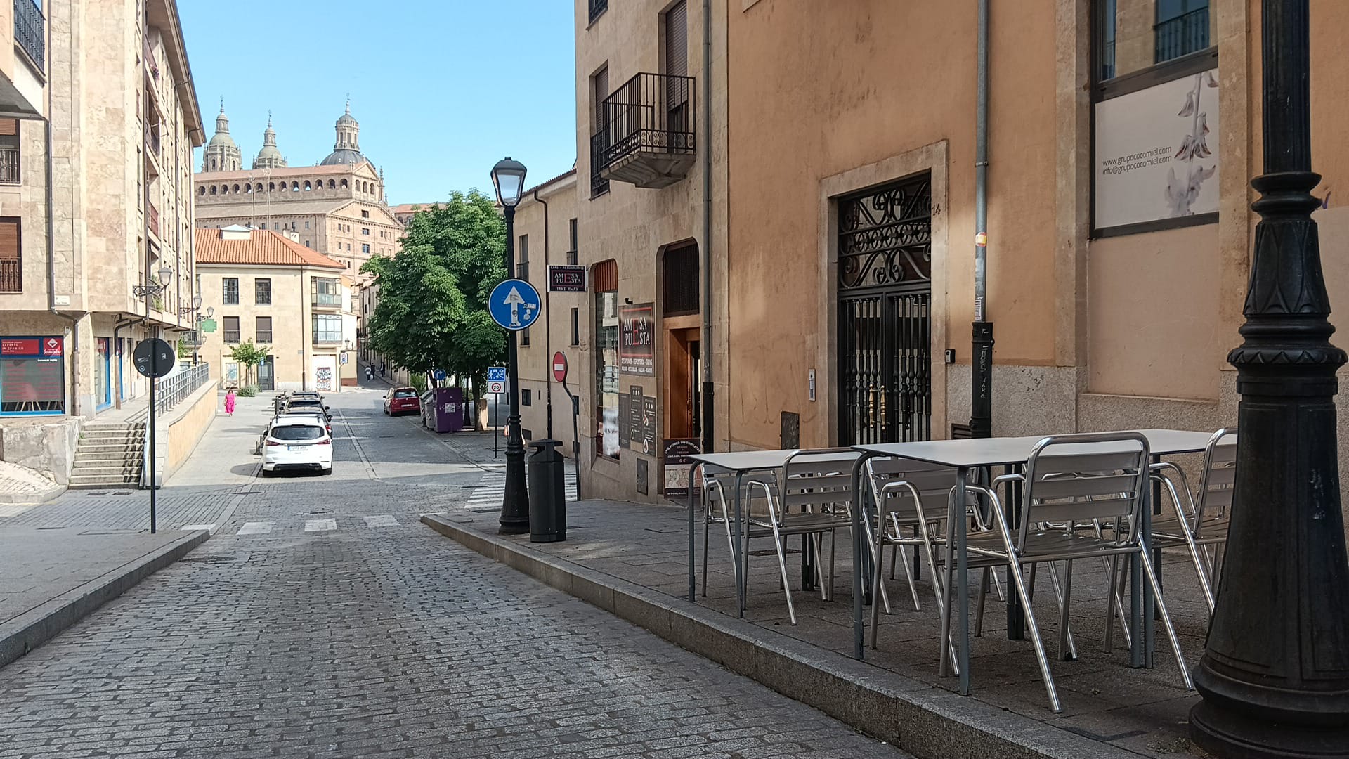 Restaurante A Mesa Puesta Comida Casera en el Centro de Salamanca