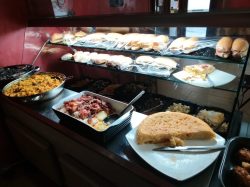 Tapas variadas a elegir a diario
